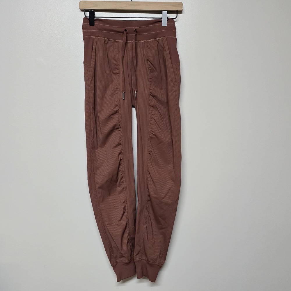 Lululemon Dance Studio Mid-Rise Jogger Size 2 Ancient Copper‎ ANCP 86220
